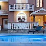 Zadar, Martinova House With Swimming Pool Vila *