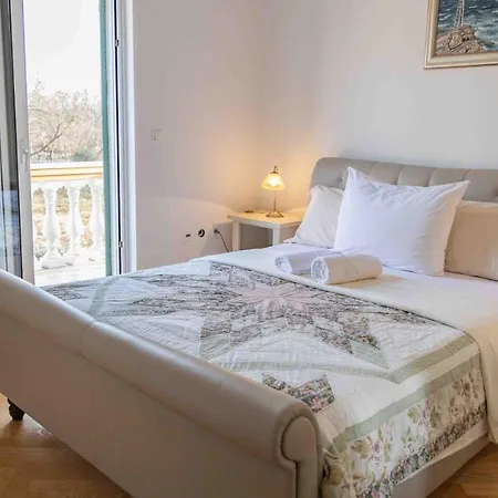 Vila Zadar, Martinova House With Swimming Pool *