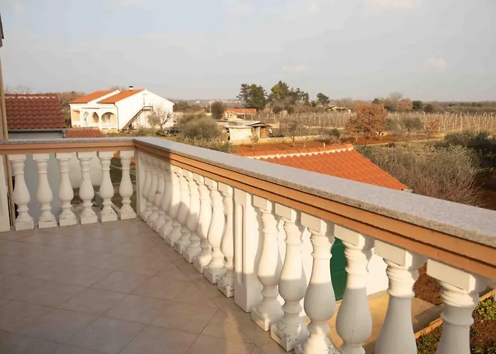 Zadar, Martinova House With Swimming Pool