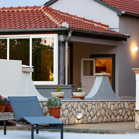 Zadar, Martinova House With Swimming Pool Villa Zaton (Zadar)