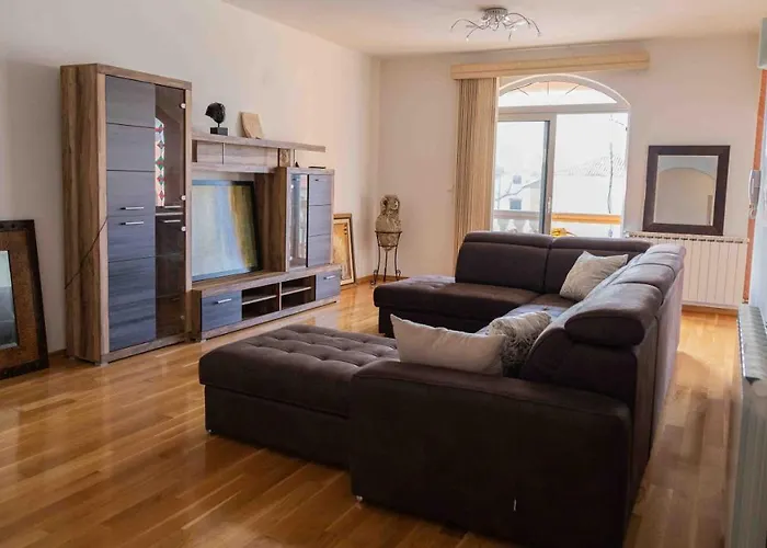 Вилла Zadar, Martinova House With Swimming Pool Затон