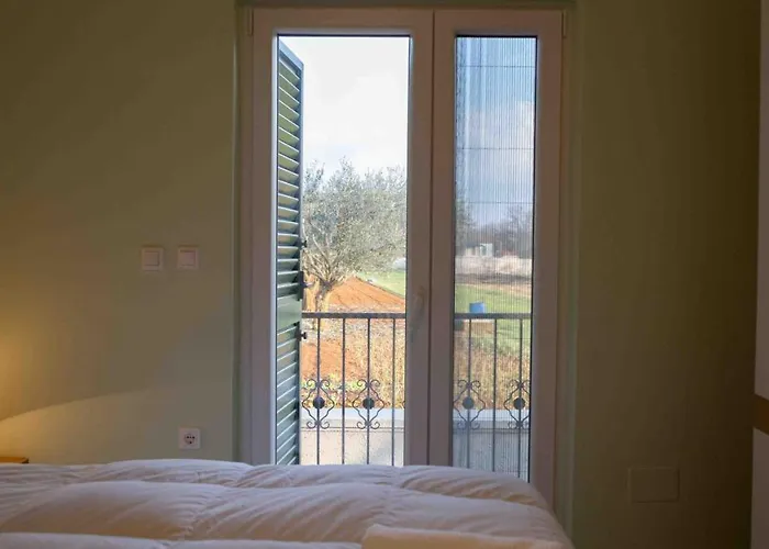 Zadar, Martinova House With Swimming Pool Вилла *