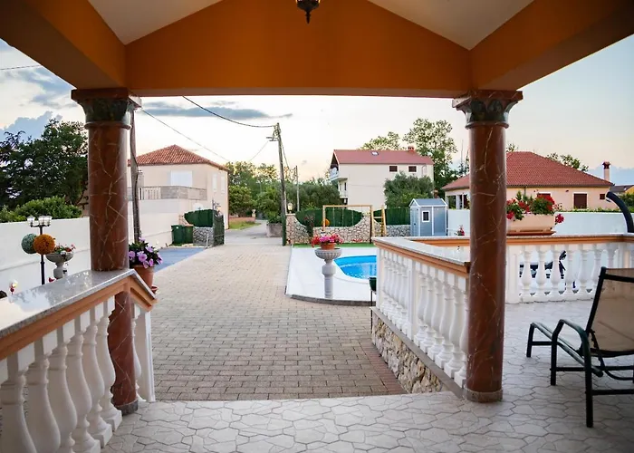 Zadar, Martinova House With Swimming Pool Вилла *
